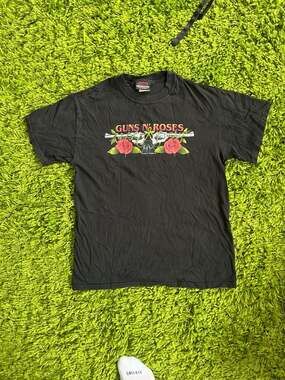 Vintage 2004 Guns N' Roses Artimonde Graphic Tee Black Medium